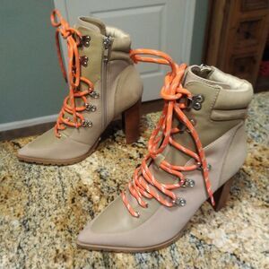 Steve Madden Womens Karey Leather Pointed Toe Ankle Boots US 8.5 EUC